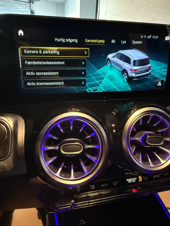 Mercedes EQB300 AMG Line 4Matic 5d