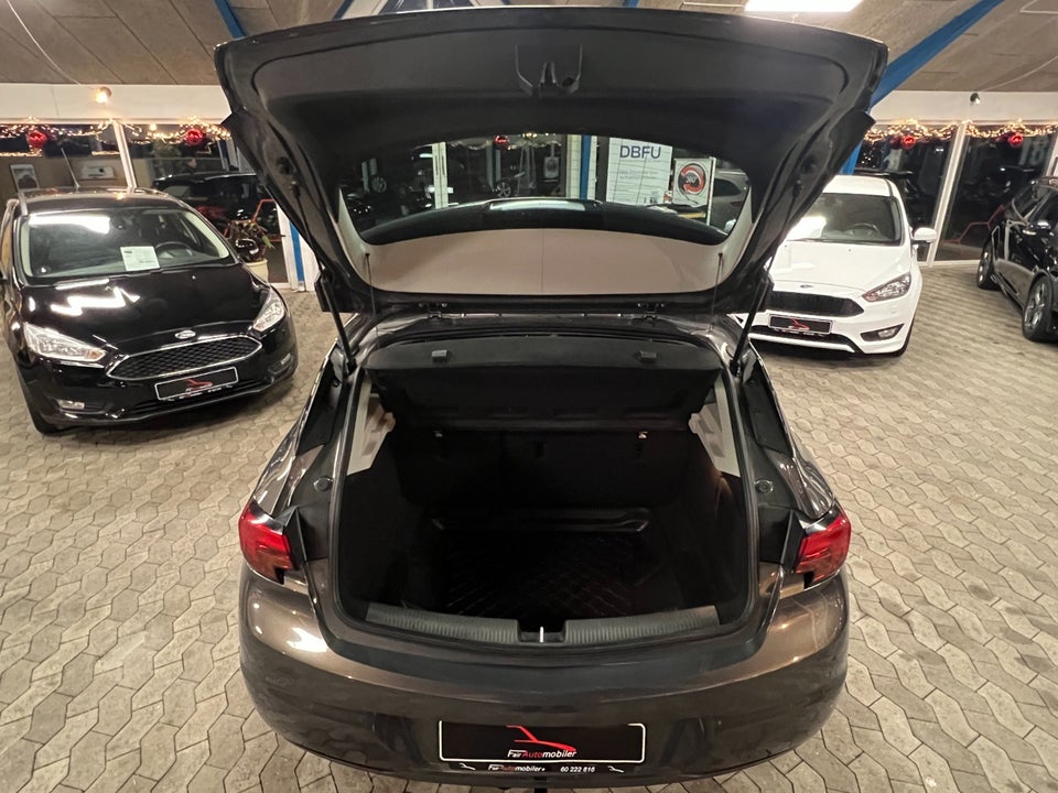 Opel Astra 1,6 CDTi 110 Enjoy 5d