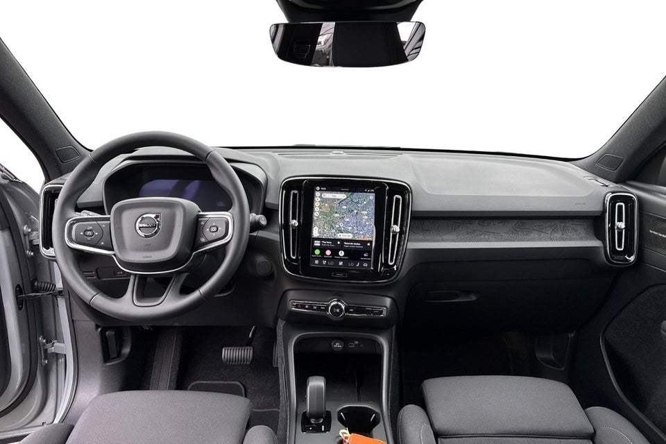 Volvo EX40 Standard Range Plus 5d