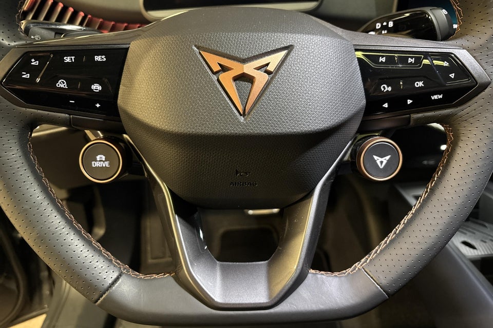 Cupra Tavascan 77 Adrenaline 5d