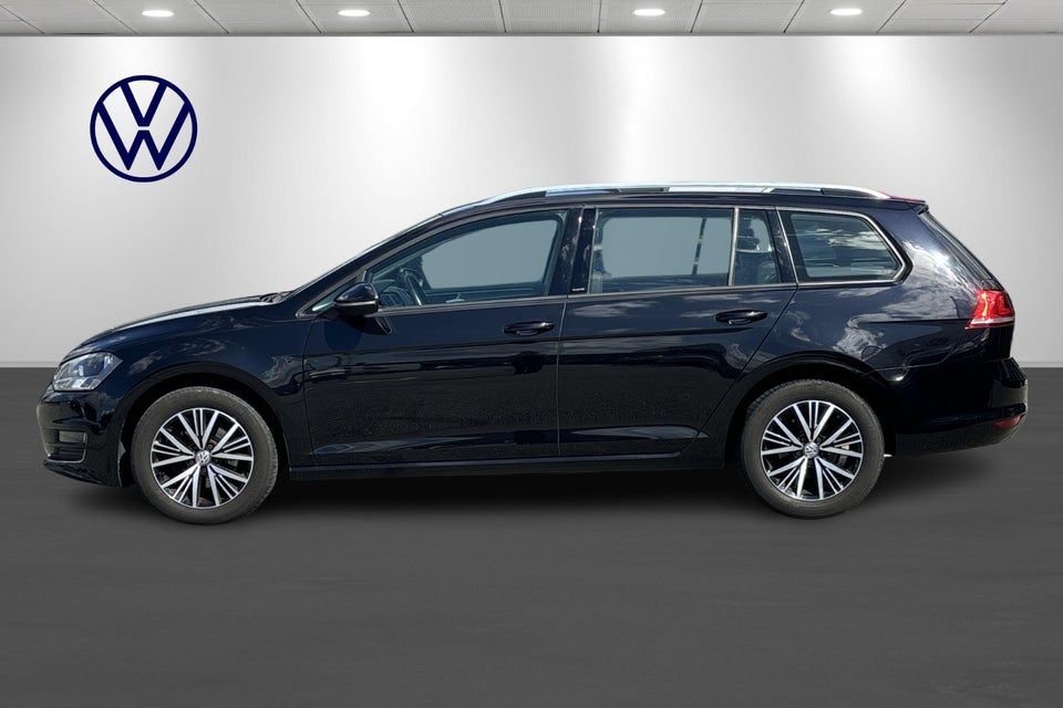 VW Golf VII 1,6 TDi 110 Allstar Variant BMT 5d