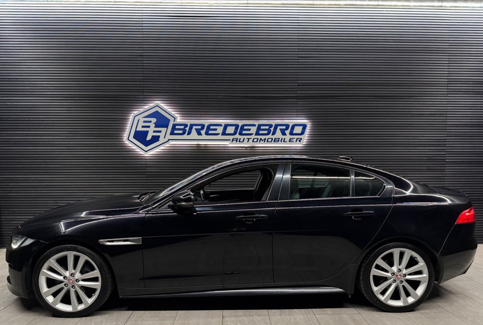 Jaguar XE 2,0 D180 R-Sport aut. 4d
