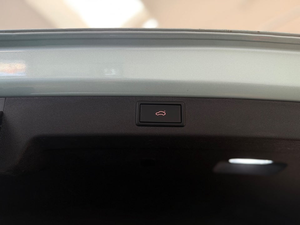 Skoda Enyaq 80 iV Suite 5d