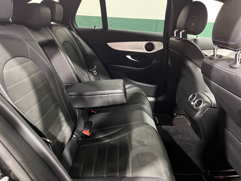 Mercedes C220 d 2,0 AMG Line Night Edition stc. aut. 5d