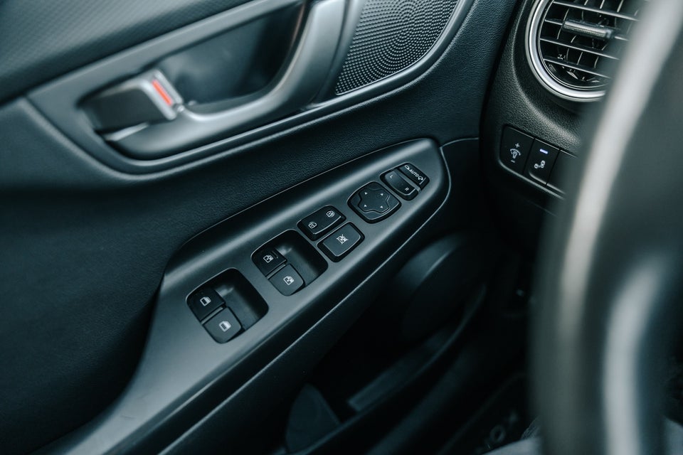 Hyundai Kona 39 EV Trend Deluxe 5d