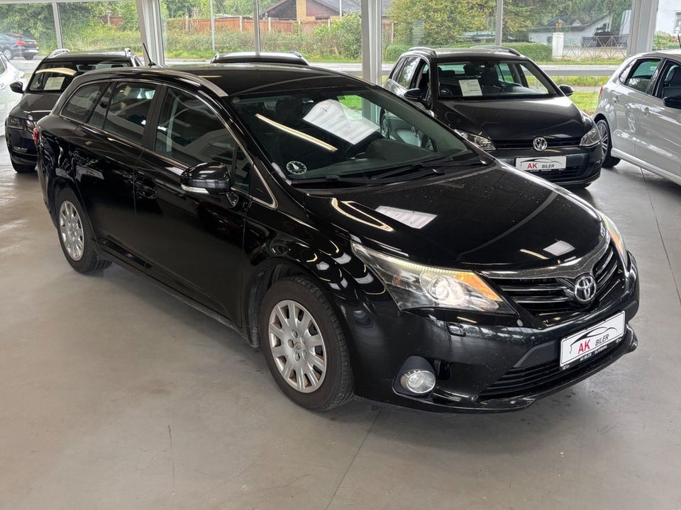 Toyota Avensis 2,0 D-4D T2 Touch stc. 5d