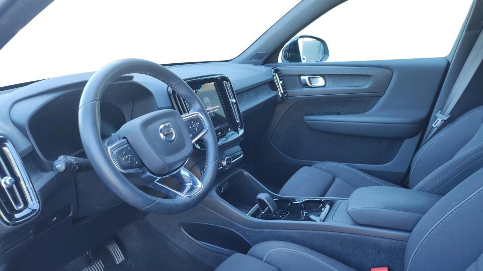 Volvo XC40 ReCharge Extended Range Plus 5d