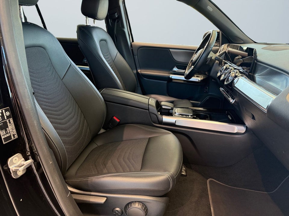 Mercedes EQB250 Progressive 5d