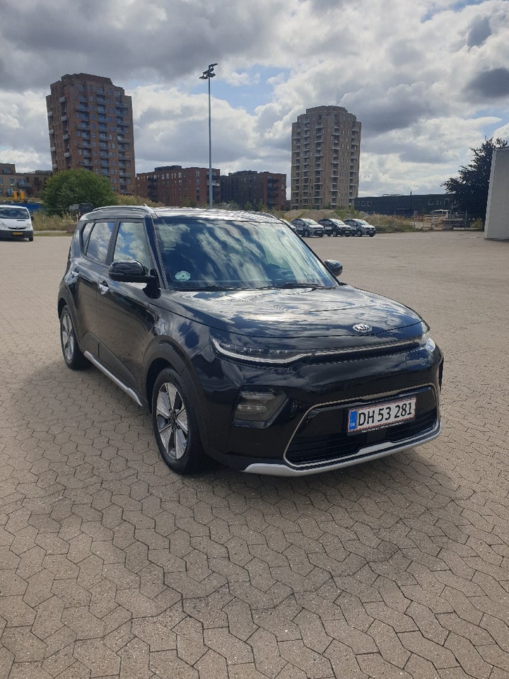 Kia e-Soul 64 Premium Luxury 5d