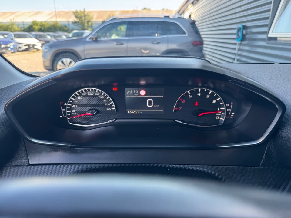 Peugeot 208 1,2 PureTech 75 Active 5d