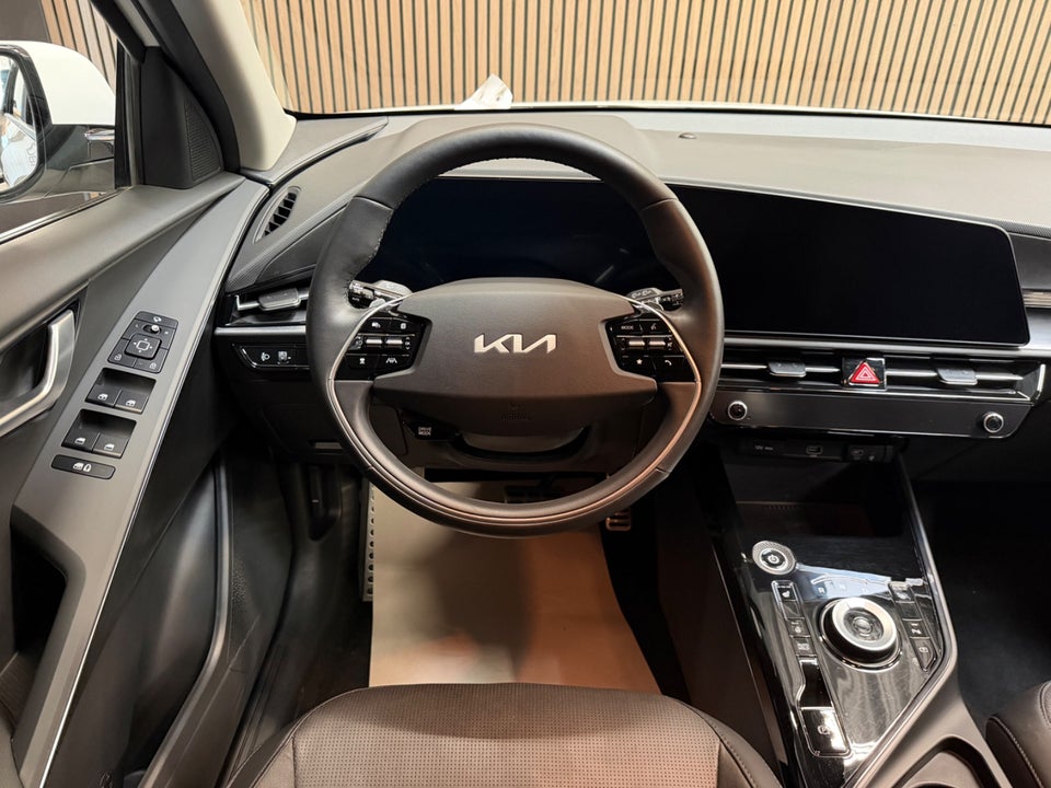 Kia Niro 64 EV Prestige 5d