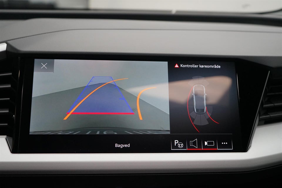 Audi Q4 e-tron 35 S-line Sportback 5d