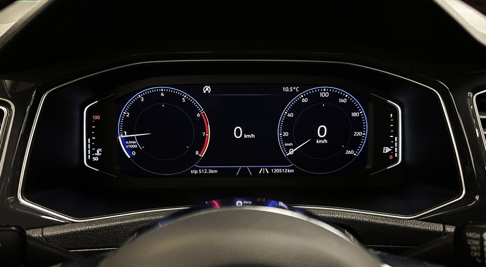 VW T-Roc 1,5 TSi 150 R-line 5d