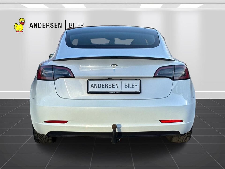 Tesla Model 3 RWD 4d