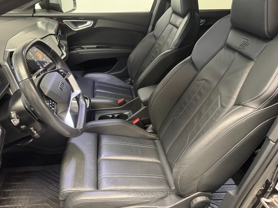 Audi Q4 e-tron 45 Attitude S-line quattro 5d
