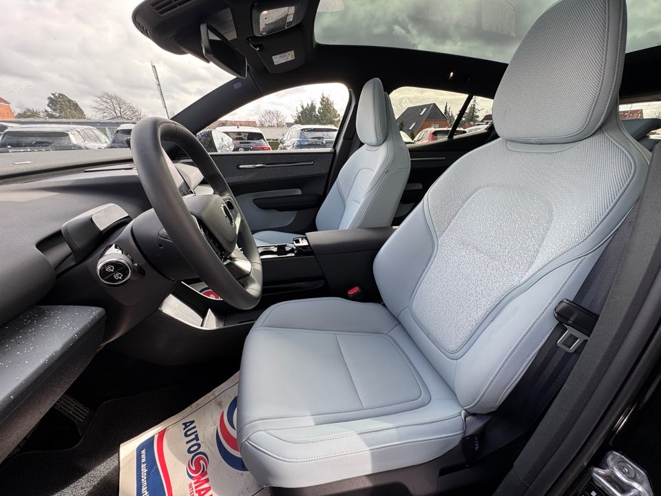 Volvo EX30 Extended Range Ultra 5d
