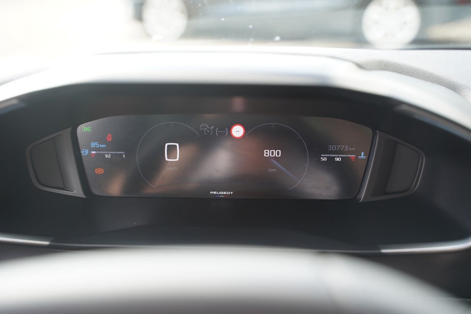 Peugeot 208 1,2 PureTech 100 Allure+ 5d
