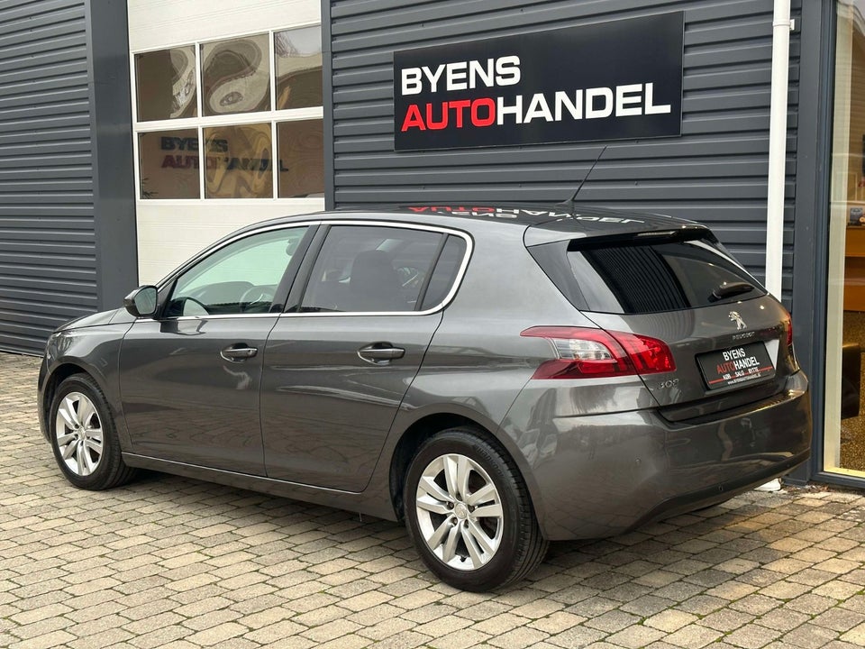 Peugeot 308 1,5 BlueHDi 130 Allure Pack 5d