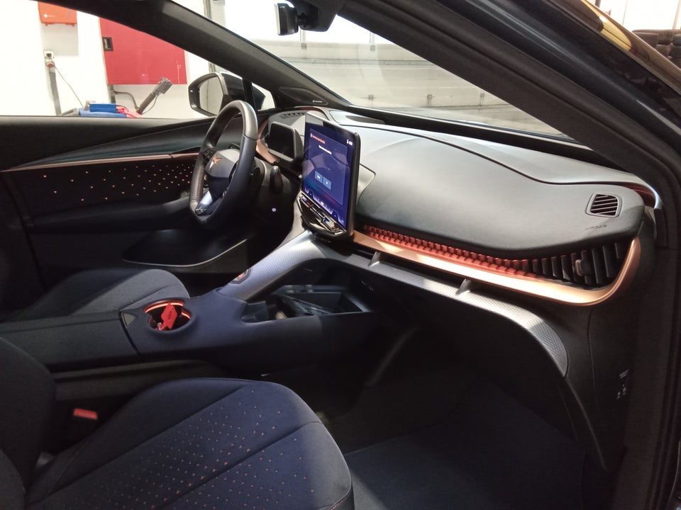 Cupra Tavascan 77 VZ Adrenaline 5d