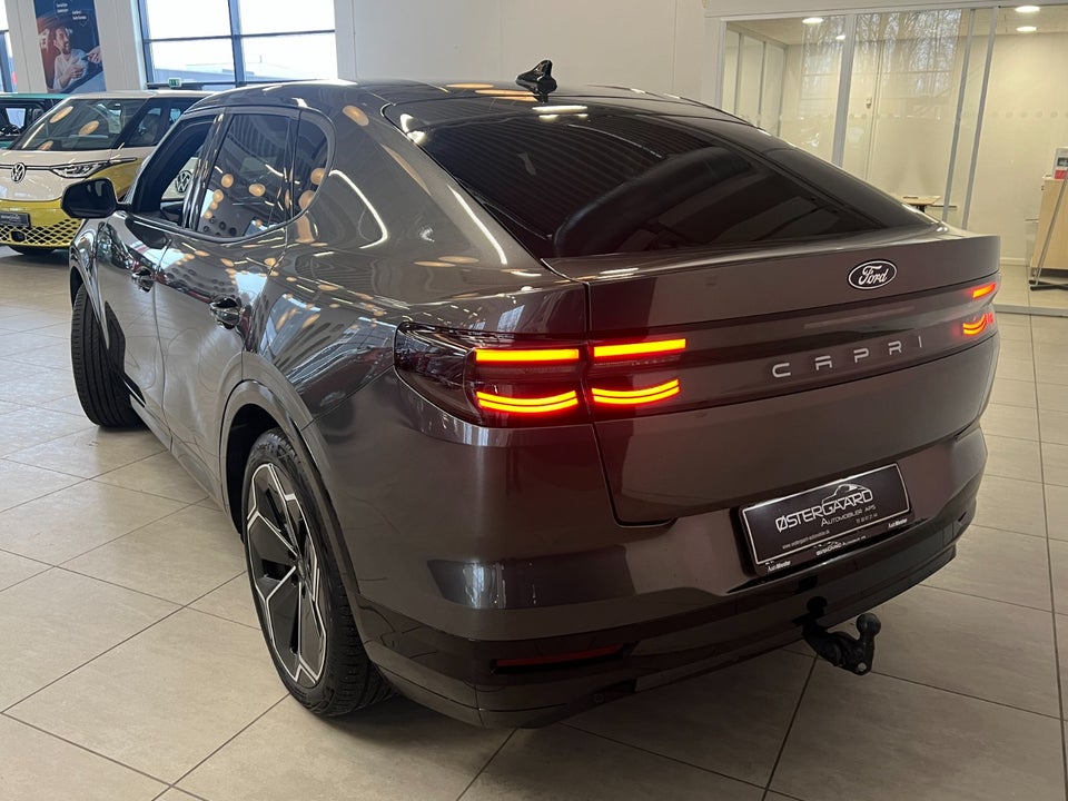 Ford Capri 77 Premium Extended Range 5d