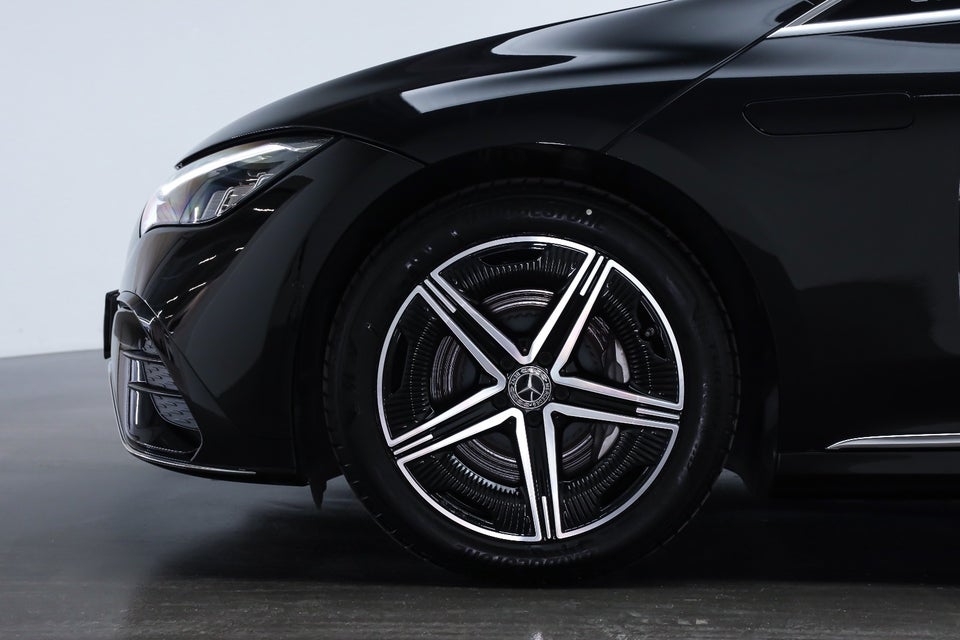 Mercedes EQE350 AMG Line 4d