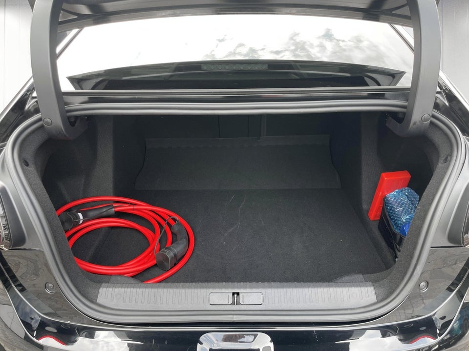 Citroën ë-C4 X 50 Shine 4d