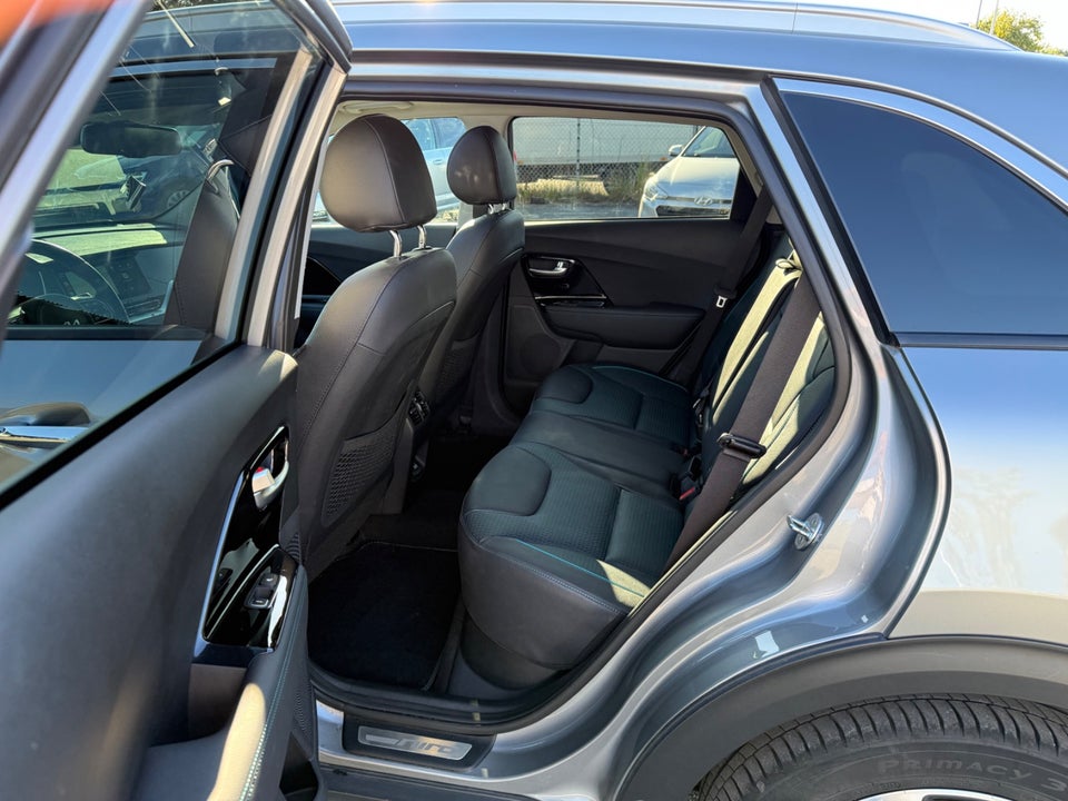 Kia Niro 64 EV Spirit 5d