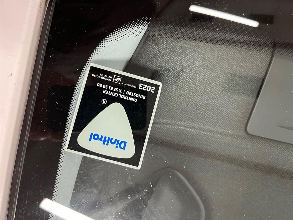 Peugeot 2008 1,5 BlueHDi 130 Allure Pack EAT8 5d