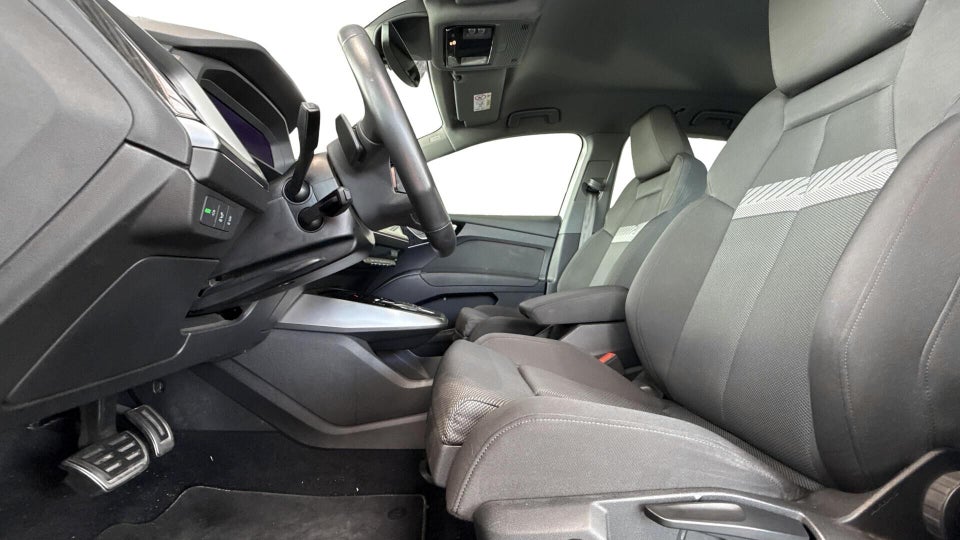 Audi Q4 e-tron 40 Attitude S-line 5d