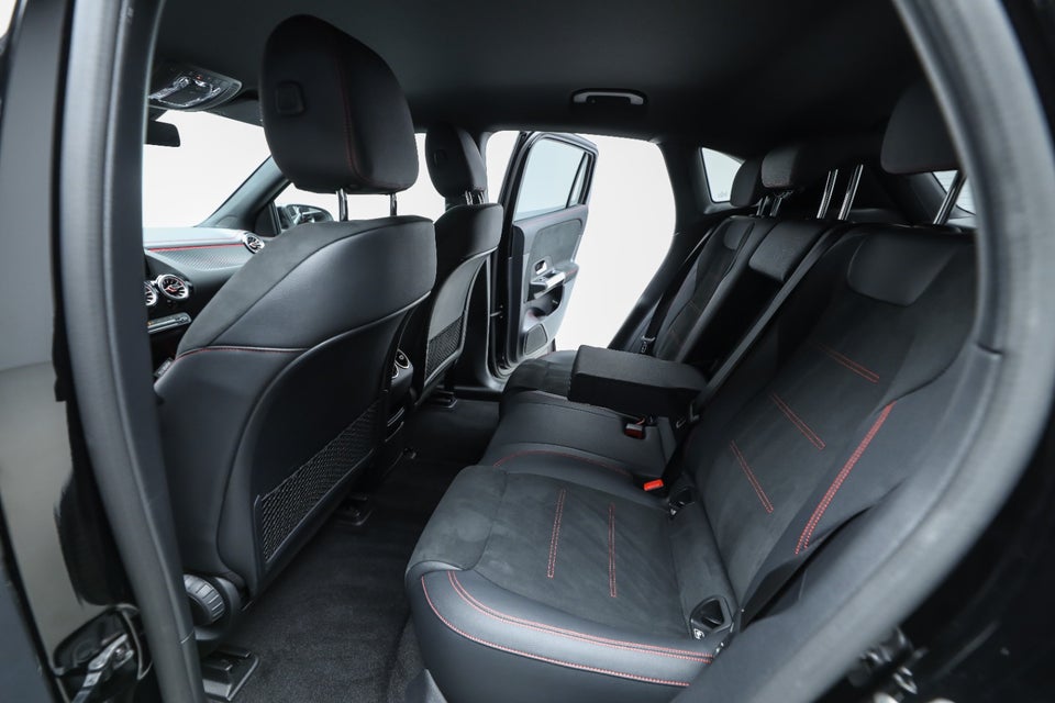 Mercedes EQA350 AMG Line 4Matic 5d