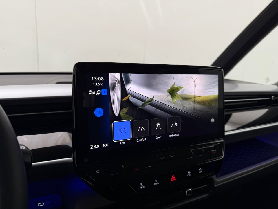 VW ID.Buzz 77 Pro SWB 5d