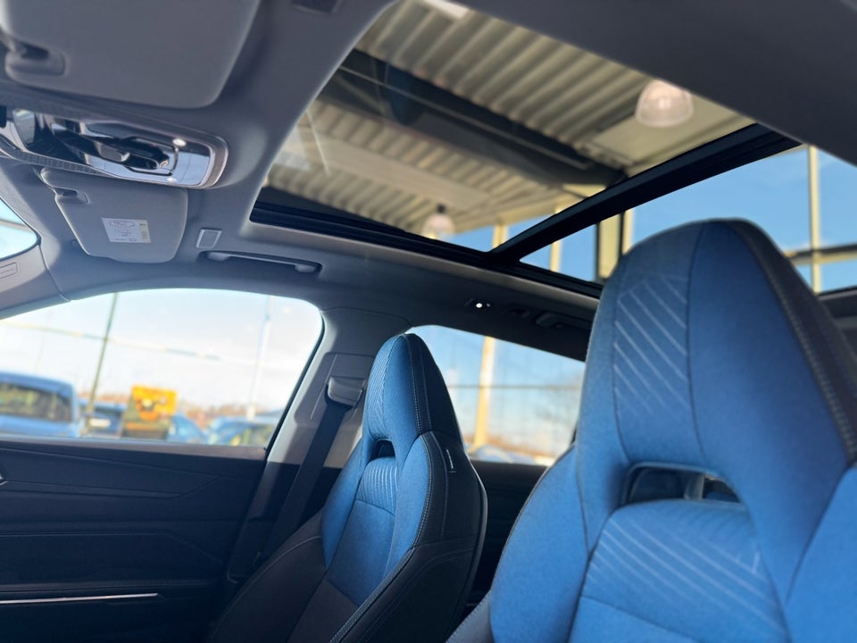 Lynk & Co 01 1,5 PHEV 5d