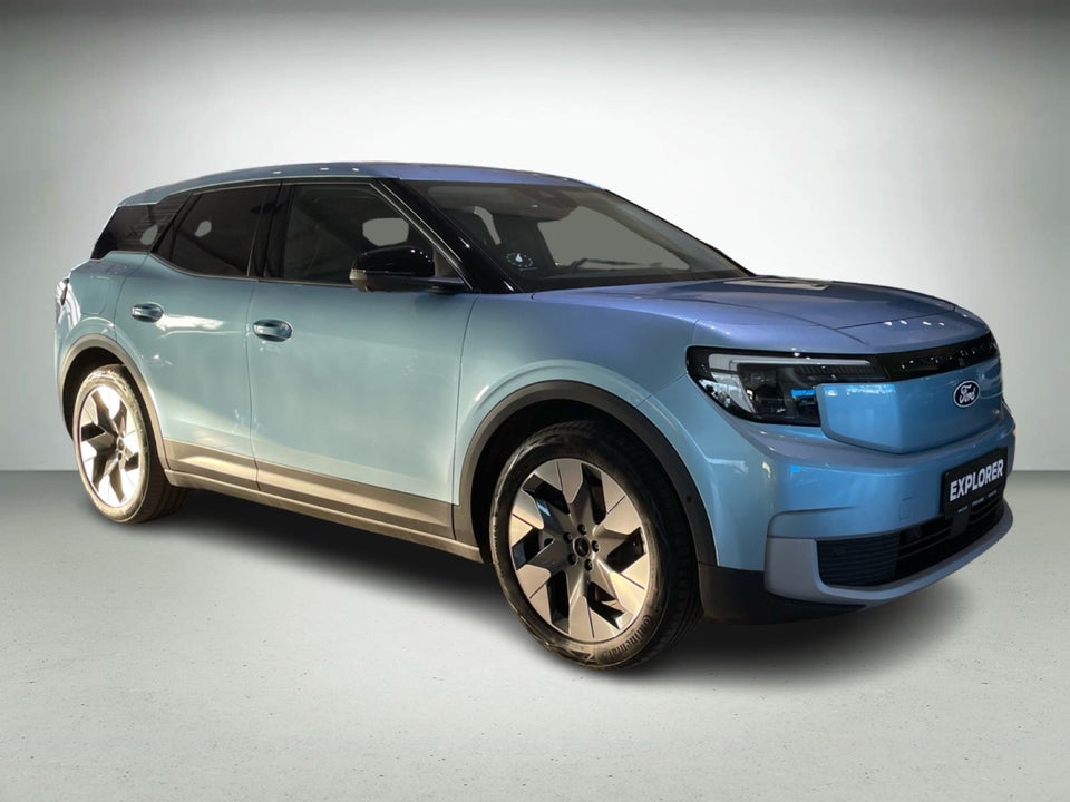 Ford Explorer 82 Premium Extended Range 5d