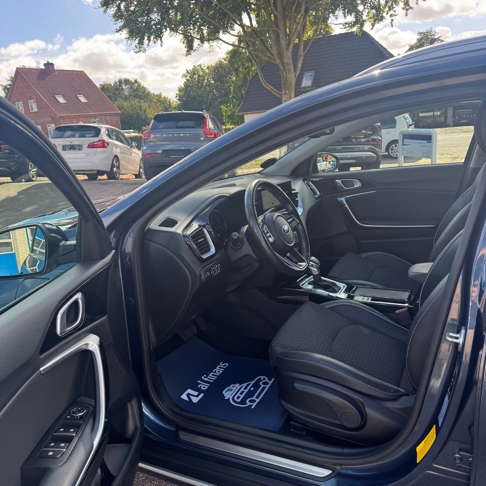 Kia XCeed 1,6 PHEV Upgrade Intro DCT 5d