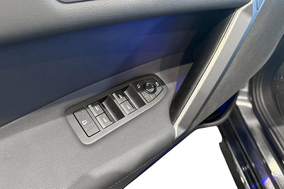 BMW iX xDrive60 Fully Charged 5d