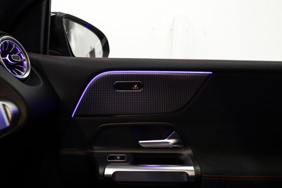 Mercedes EQB350 AMG Line 4Matic 7prs 5d