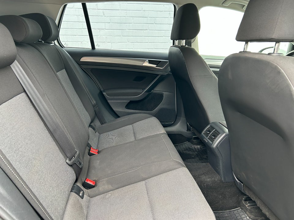 VW Golf VII 1,4 TSi 122 Edition 40 BMT 5d