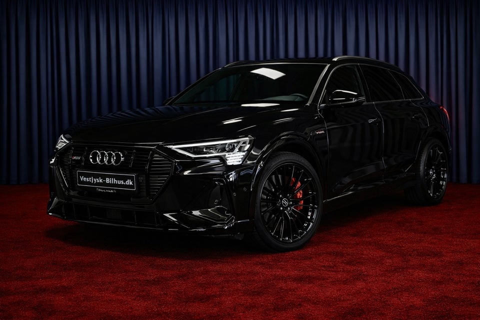Audi e-tron 55 S-line quattro 5d