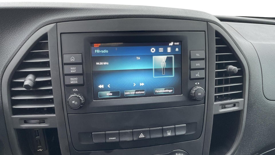 Mercedes eVito 129 Tourer PRO L Van