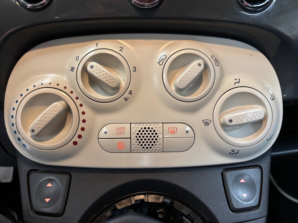 Fiat 500 1,2 Lounge 3d