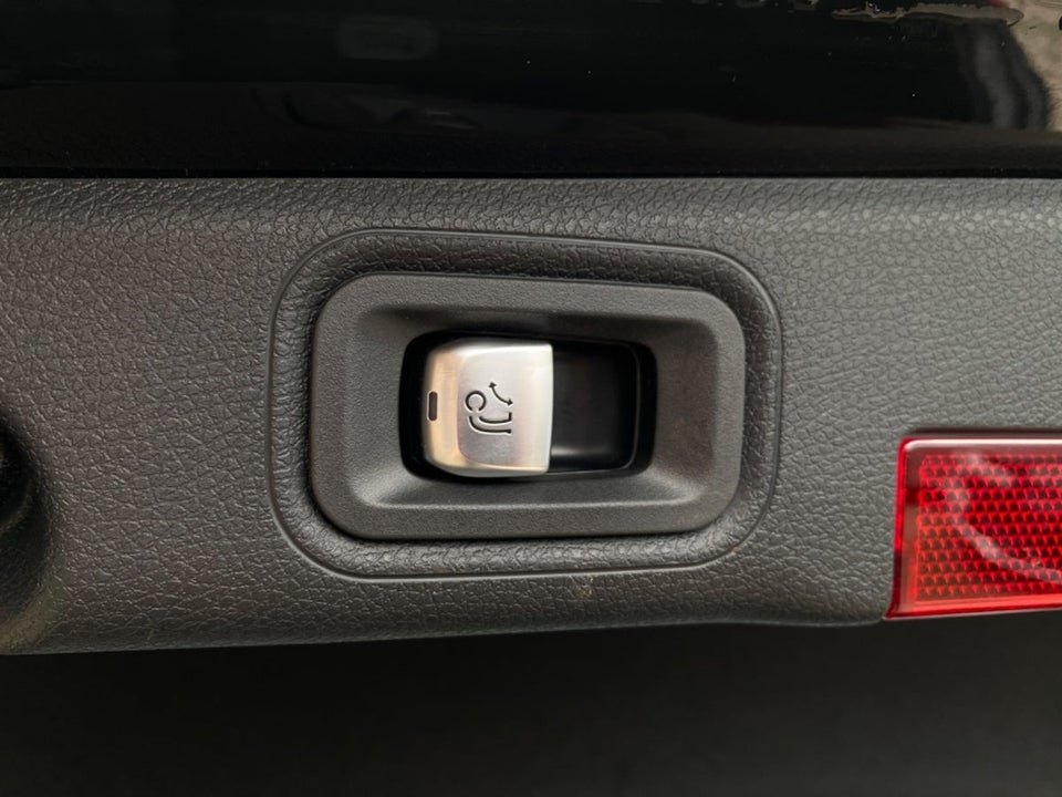 Mercedes E300 e 2,0 Avantgarde aut. 4Matic 4d