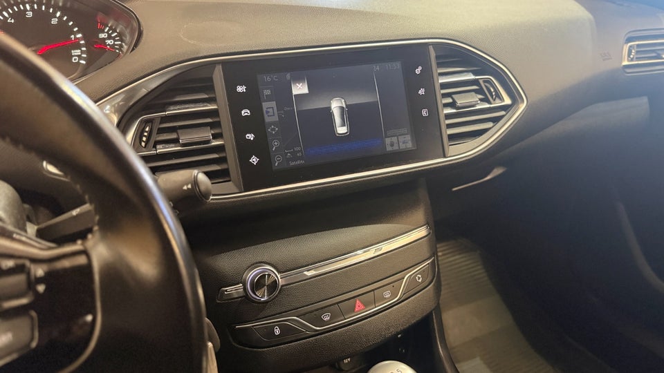 Peugeot 308 1,6 BlueHDi 120 Active SW 5d
