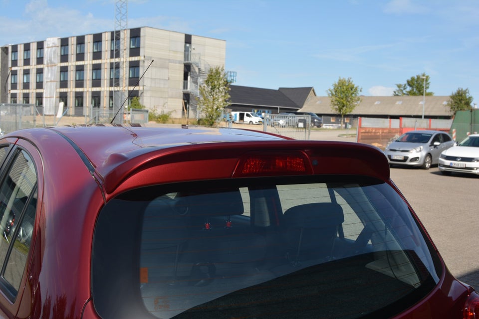 Nissan Micra 1,2 Tekna 5d