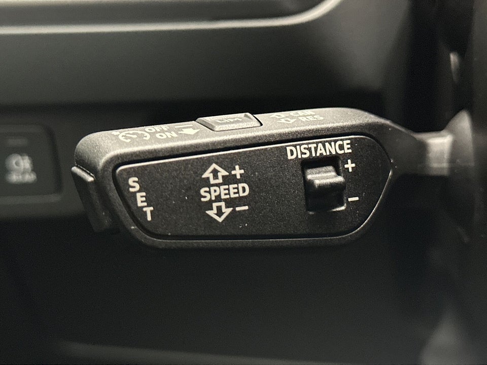 Audi Q4 e-tron 40  5d