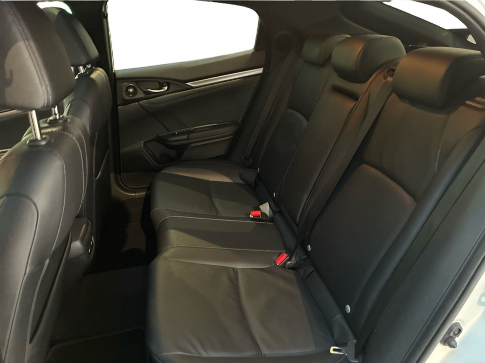 Honda Civic 1,5 VTEC Turbo Sport Prestige 5d