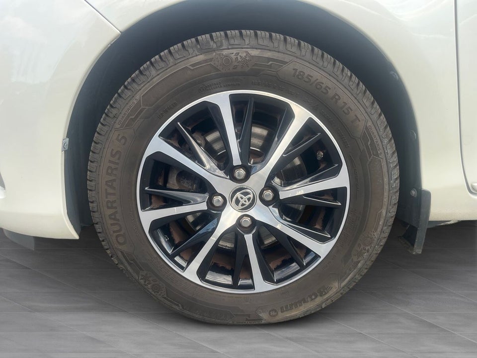 Toyota Yaris 1,0 VVT-i T3 Design 5d