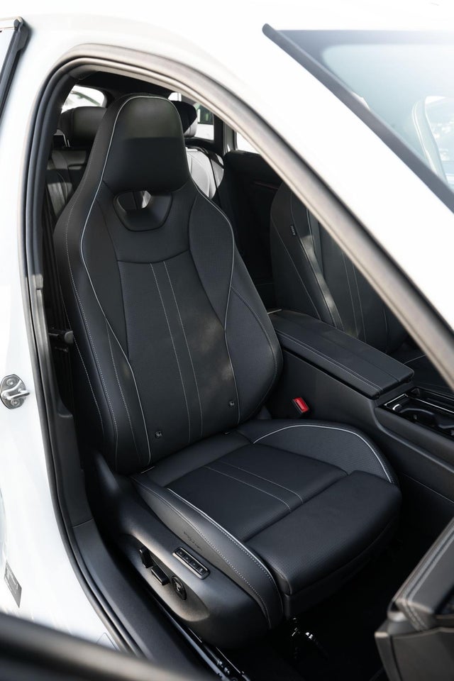 Skoda Superb 1,5 TSi iV Sportline Combi DSG 5d