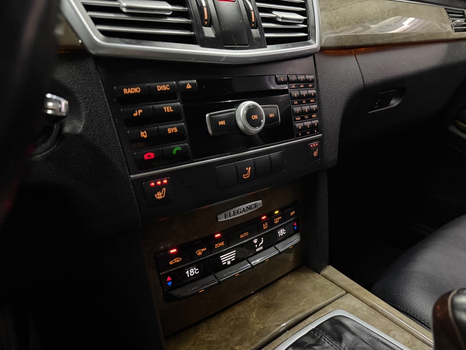 Mercedes E200 2,2 CDi Elegance aut. BE 4d
