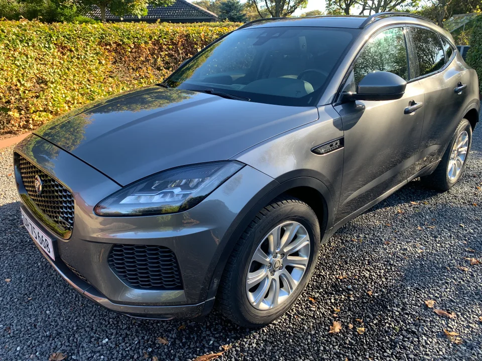 Jaguar E-Pace 2,0 D180 R-Dynamic aut. AWD 5d