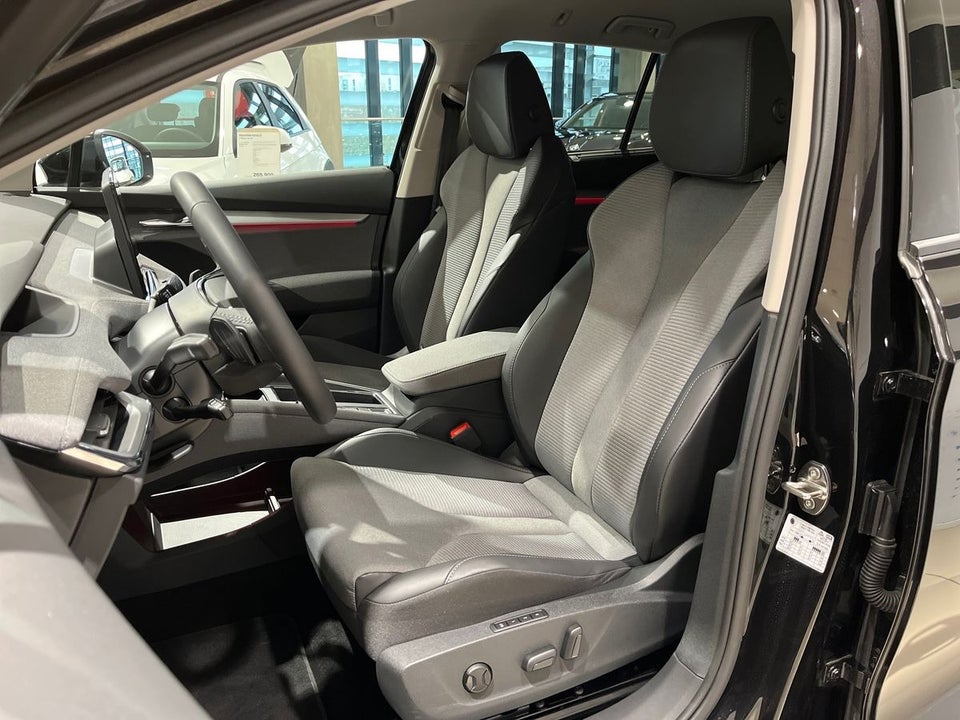 Skoda Enyaq 60 iV Premium 5d